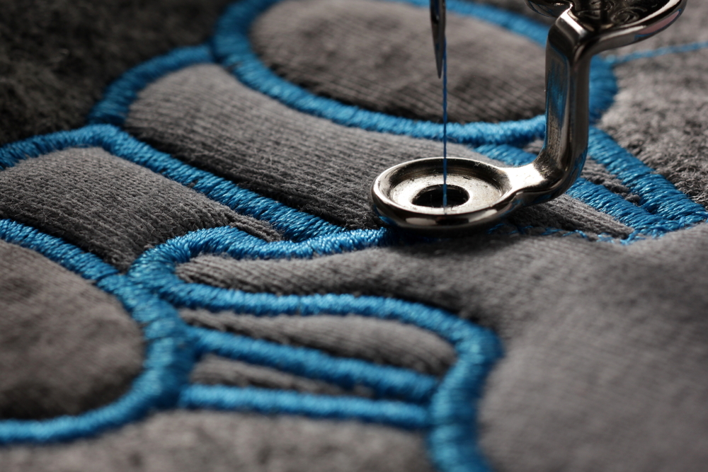 Embroidery,and,application,with,embroidery,machine, ,macro,of,progress